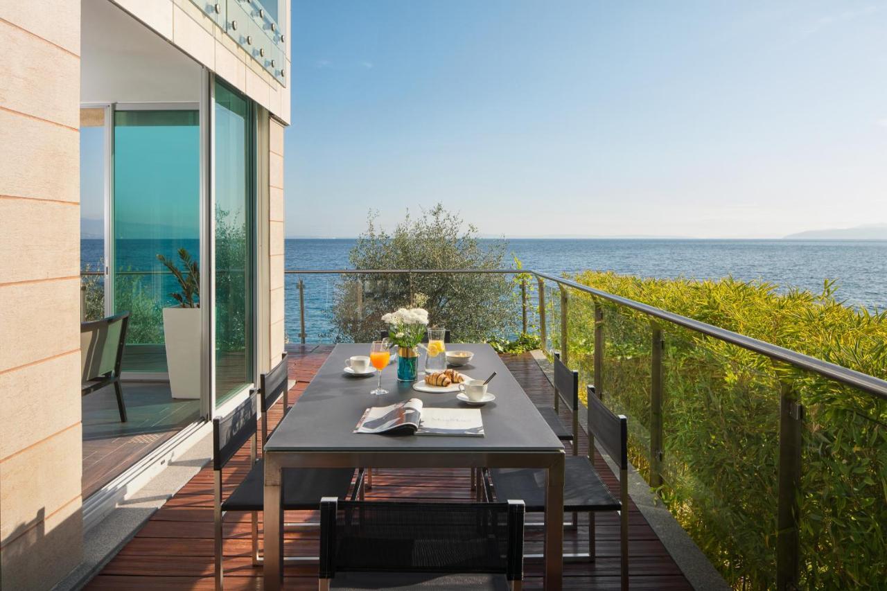 Villa Arentz Residence - Front Sea Apartments Opatija Ngoại thất bức ảnh