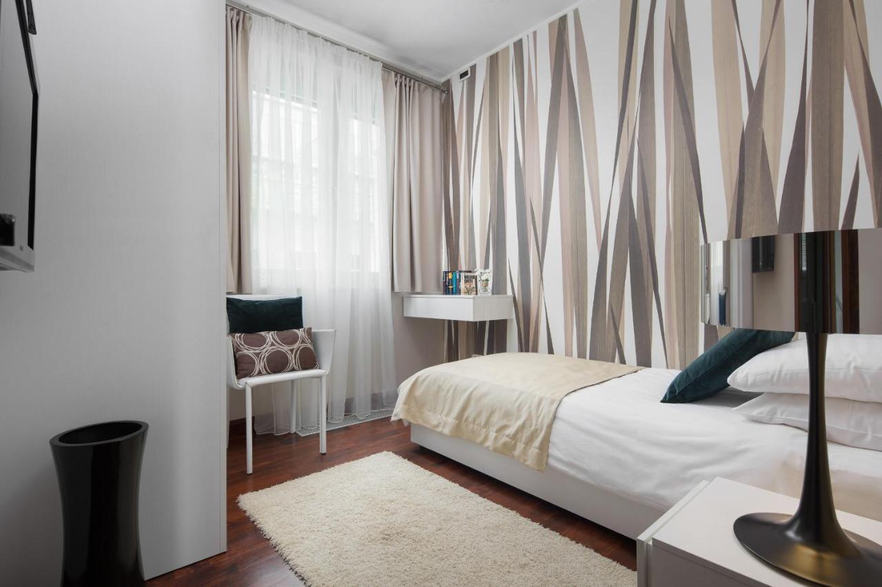 Villa Arentz Residence - Front Sea Apartments Opatija Ngoại thất bức ảnh